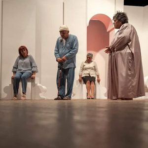 CE LASCE LA STRADA VICCHIE PE LA GNOVE, SA QUELLE CHE LASCE, MA NEN SA QUELLE CHE TROVE